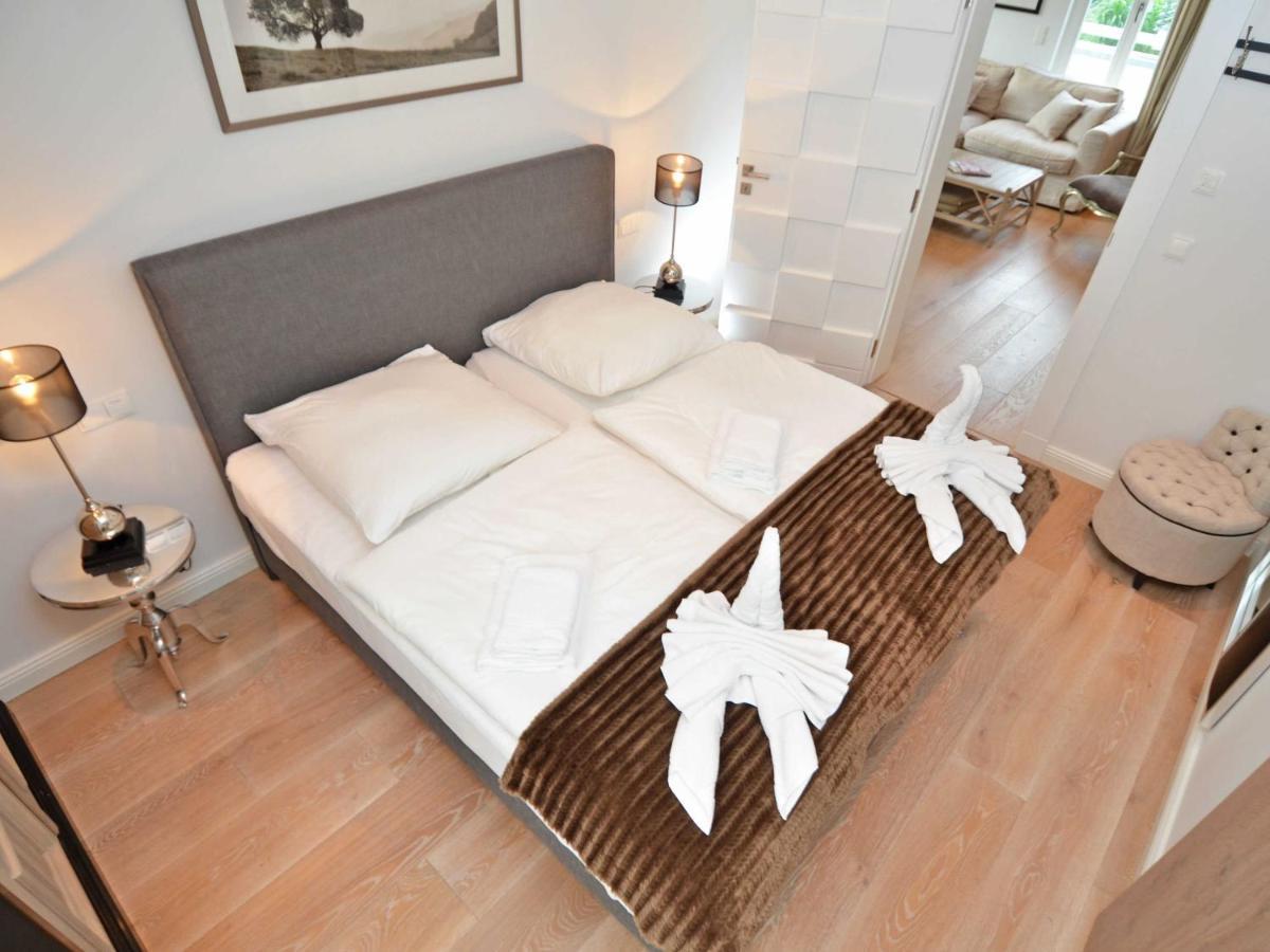 Villa "Johanna" Sellin - Wg13 Mit Kamin Und Zwei Balkonen Exterior foto